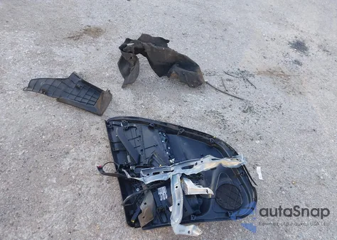 2024 Toyota Corolla Cross Hybrid Se from USA, damaged, VIN 7MUFBABG6RV051636